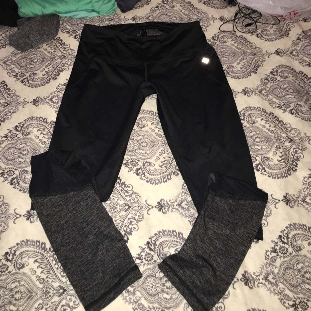 Black leggings